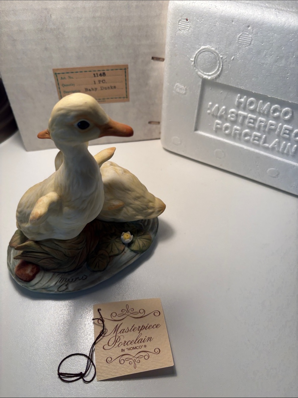 Vintage 1982 Homco Porcelain Figurine baby ducks #1145